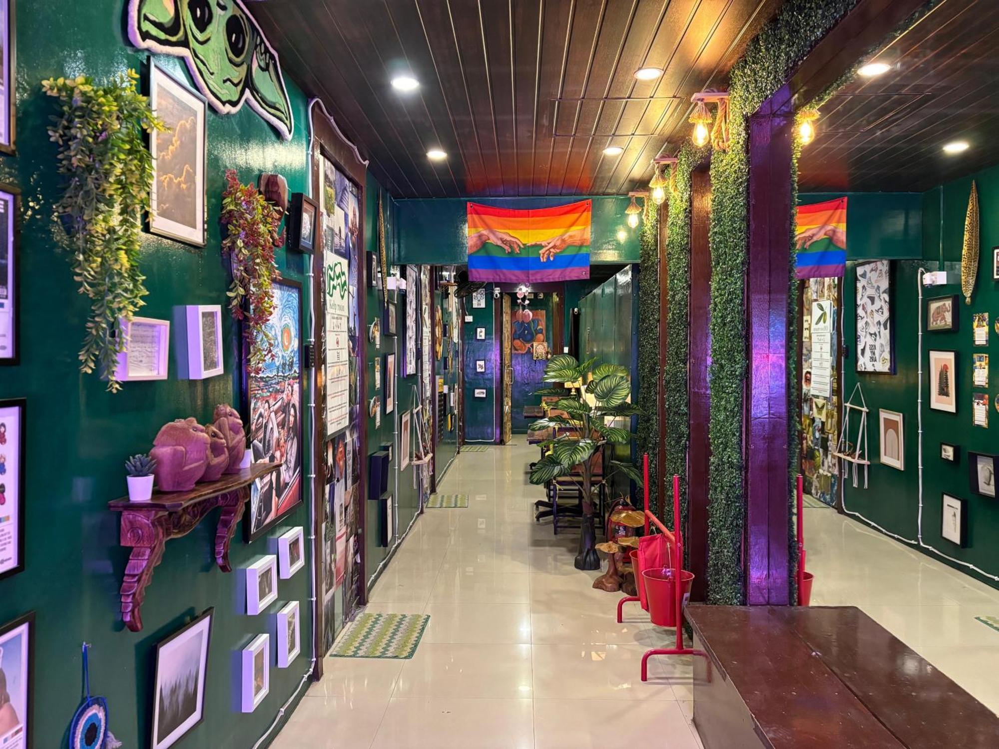 Forrest Hostels Mumbai  Buitenkant foto