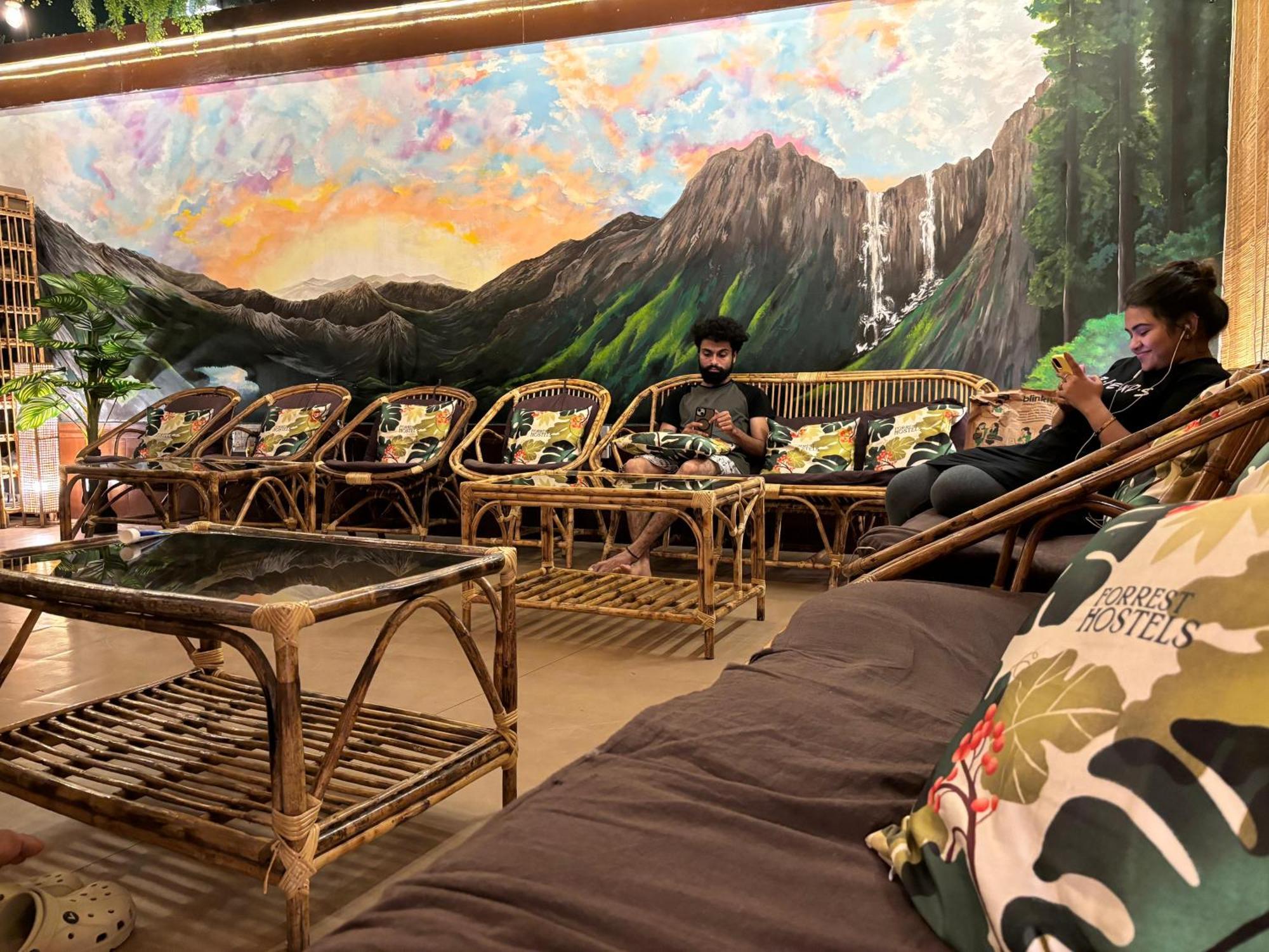 Forrest Hostels Mumbai  Buitenkant foto